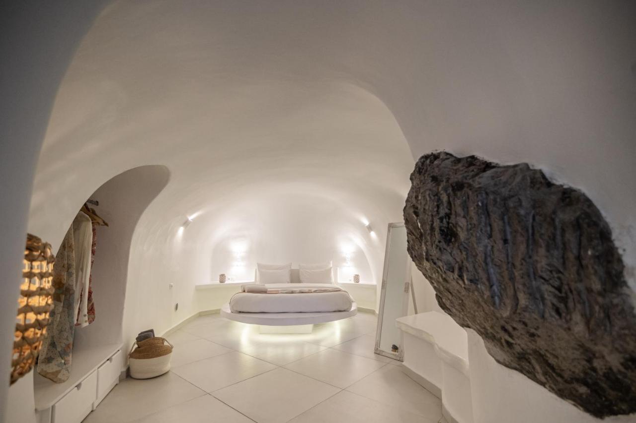 Luxus Vip Suites Oia  Bagian luar foto
