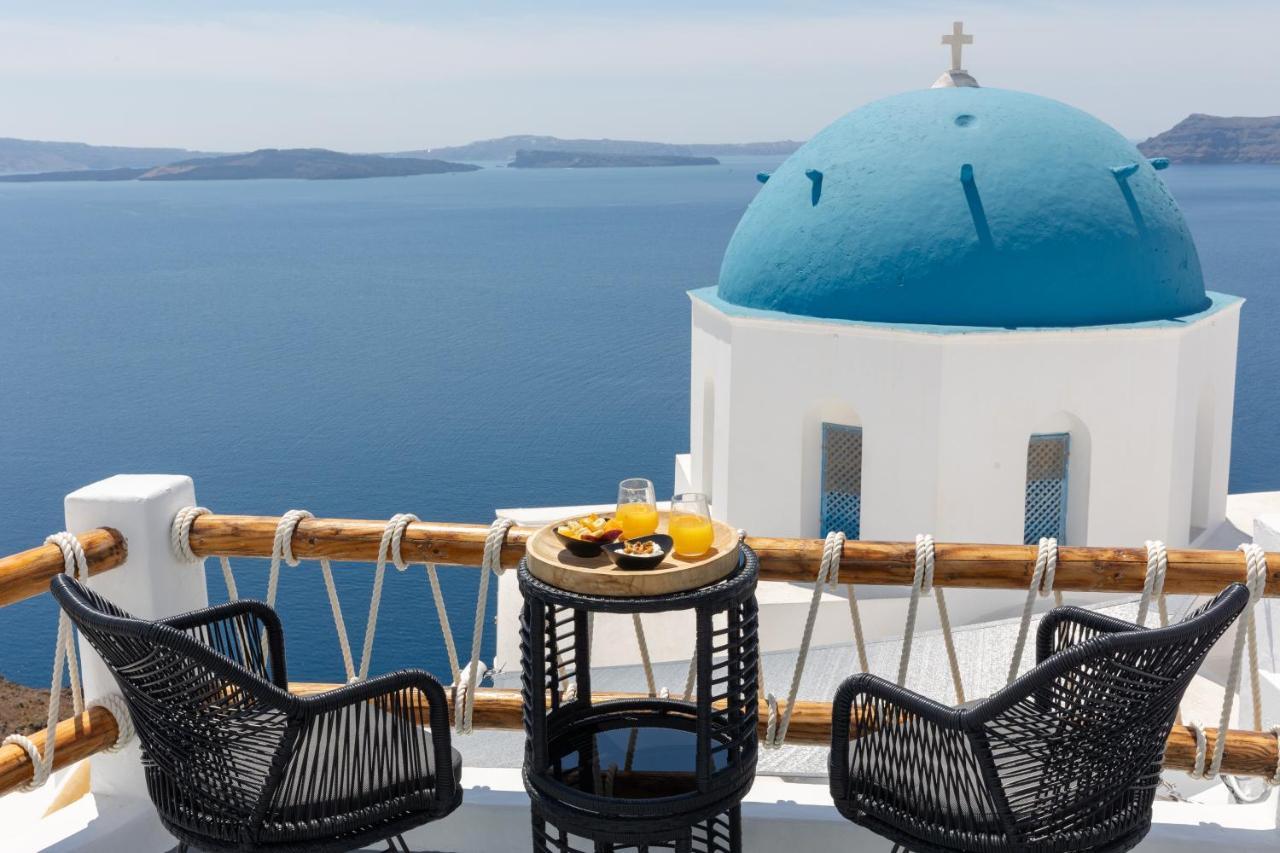 Luxus Vip Suites Oia  Bagian luar foto