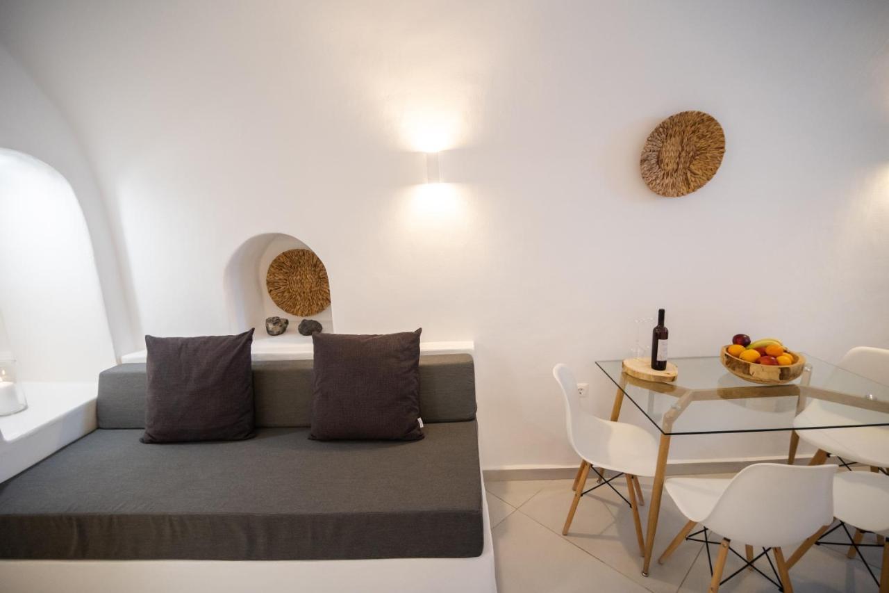Luxus Vip Suites Oia  Bagian luar foto