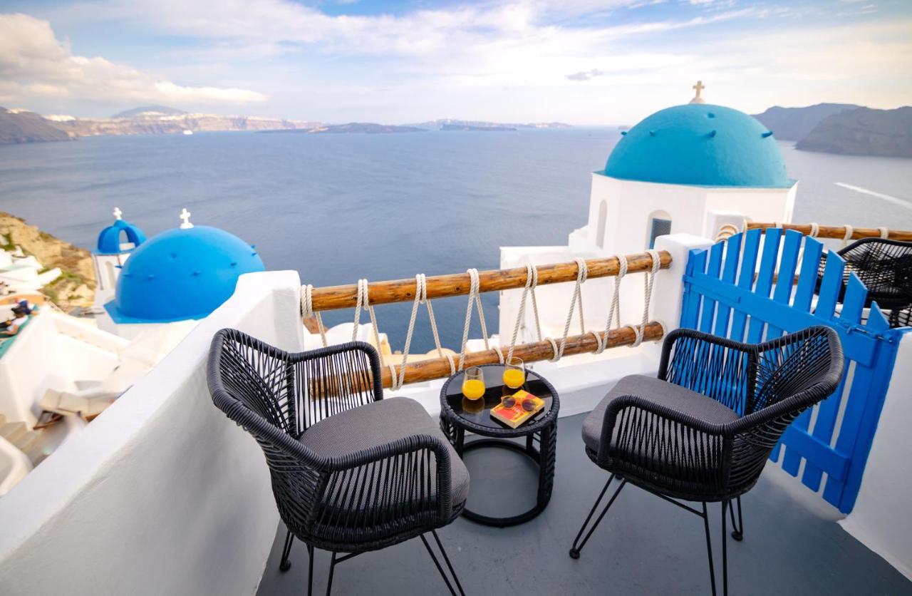 Luxus Vip Suites Oia  Bagian luar foto