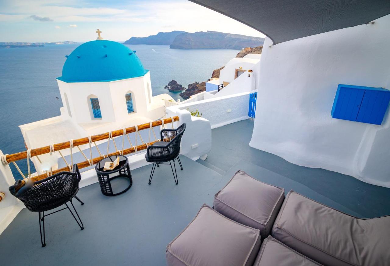 Luxus Vip Suites Oia  Bagian luar foto