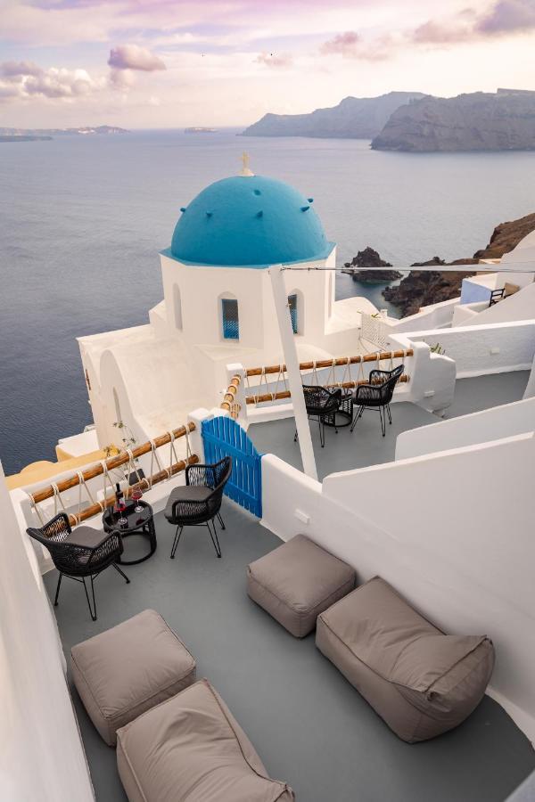 Luxus Vip Suites Oia  Bagian luar foto