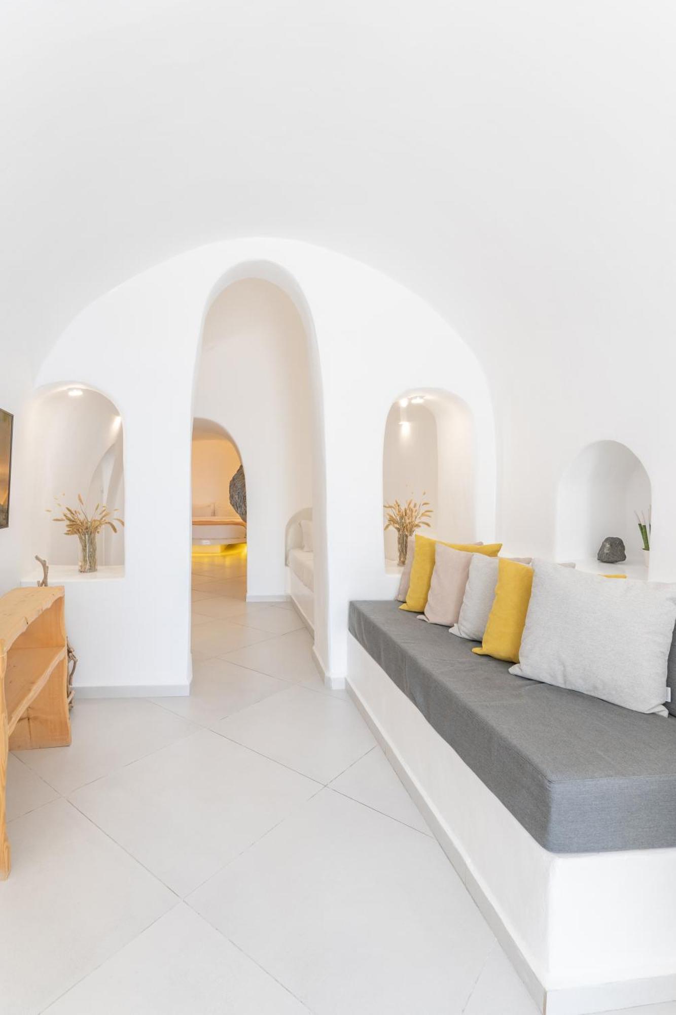 Luxus Vip Suites Oia  Bagian luar foto