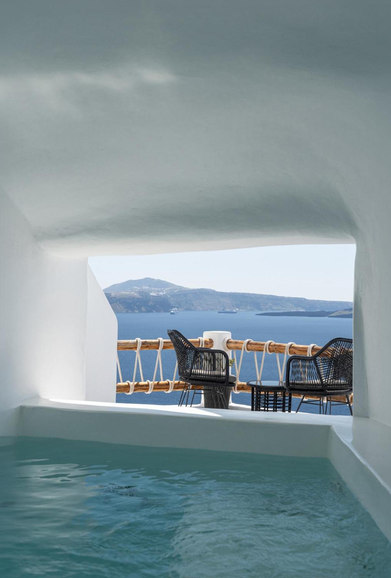 Luxus Vip Suites Oia  Bagian luar foto