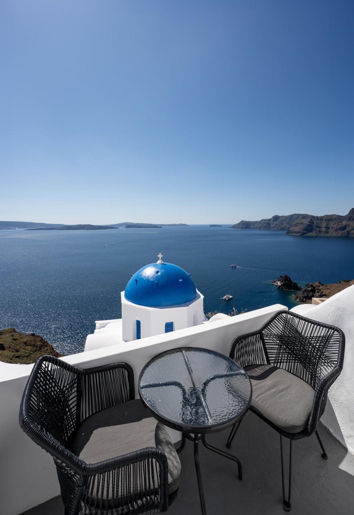 Luxus Vip Suites Oia  Bagian luar foto