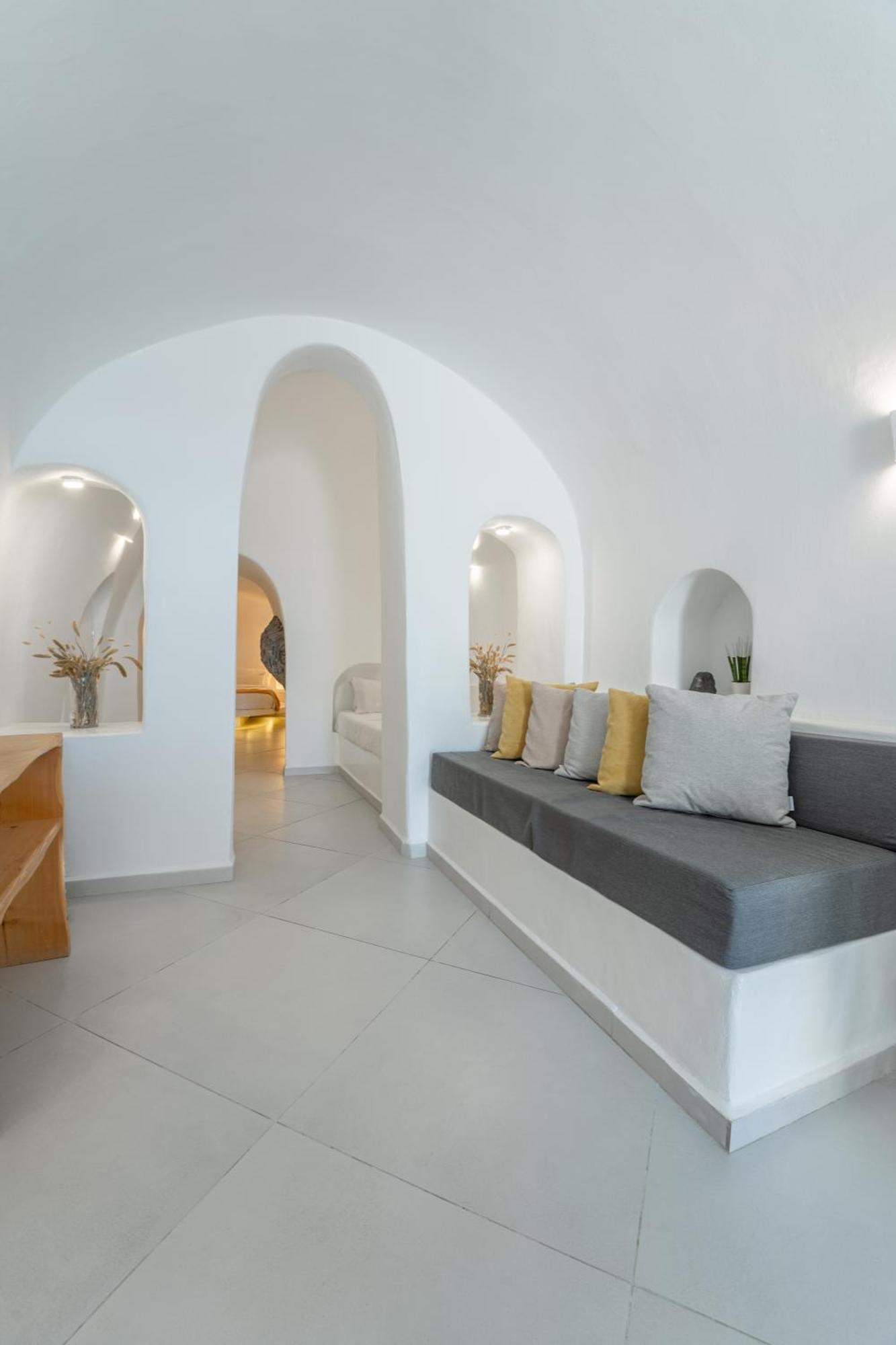 Luxus Vip Suites Oia  Bagian luar foto