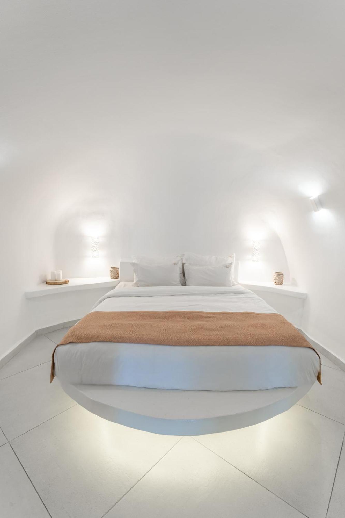 Luxus Vip Suites Oia  Bagian luar foto