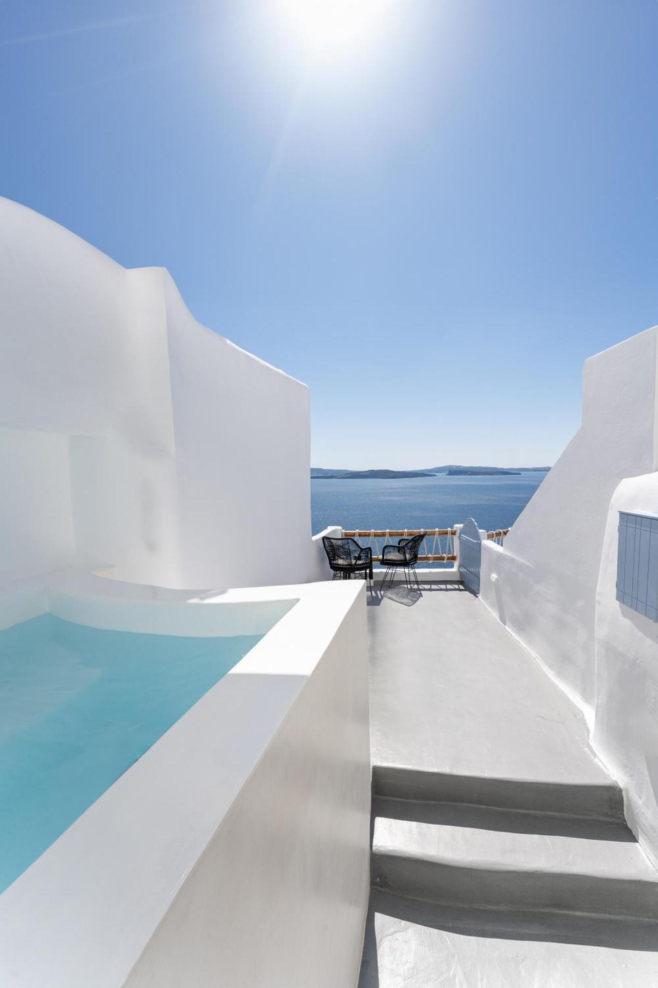 Luxus Vip Suites Oia  Bagian luar foto