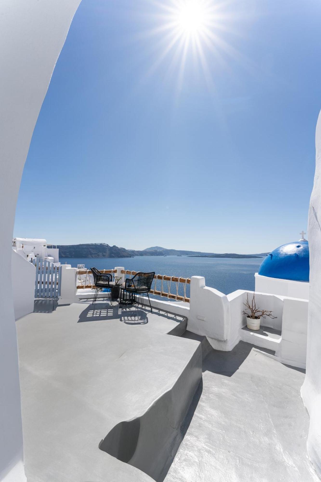 Luxus Vip Suites Oia  Bagian luar foto